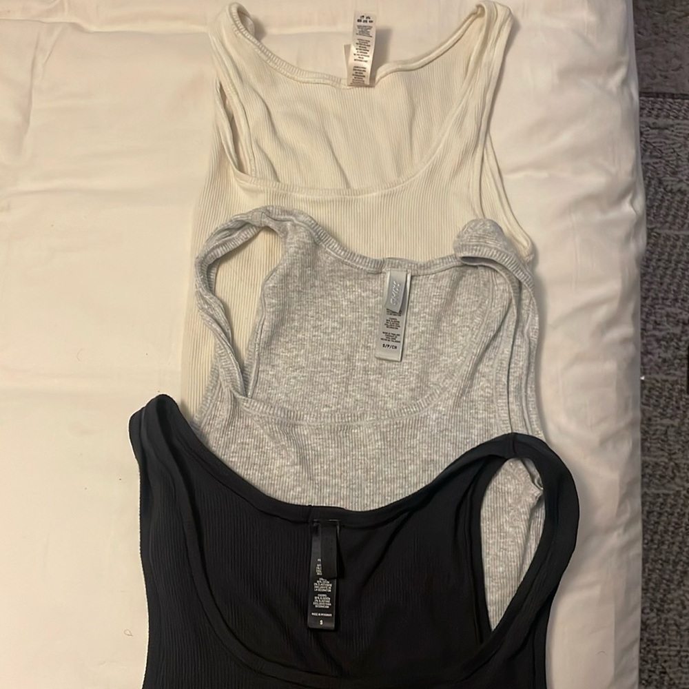 SKIMS Tanks